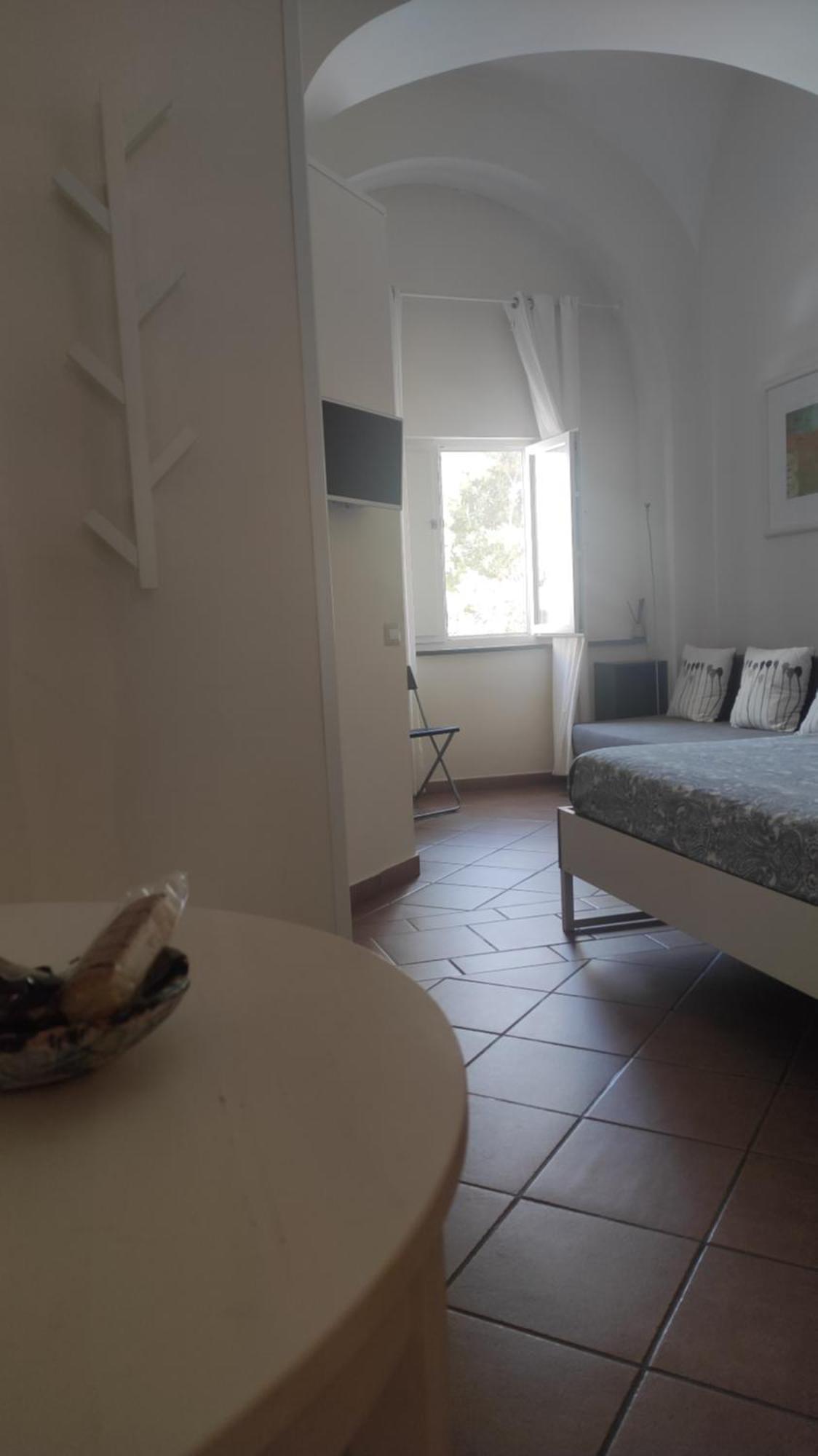 Casacri Bed and Breakfast Cava deʼ Tirreni Εξωτερικό φωτογραφία