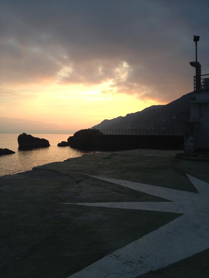 Casacri Bed and Breakfast Cava deʼ Tirreni Εξωτερικό φωτογραφία